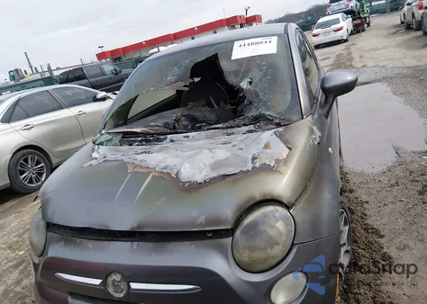 2012 Fiat 500 Sport z USA, uszkodzony, nr VIN 3C3CFFBR2CT126091